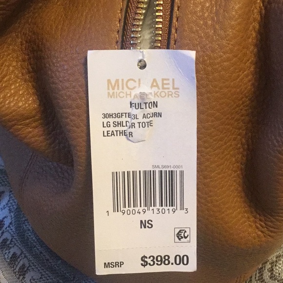 Michael Kors Leather Shoulder Tote - Picture 3 of 6